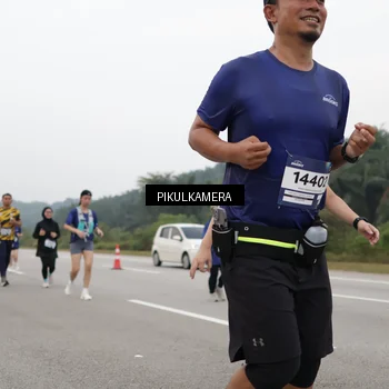 Runner Photo 7492347