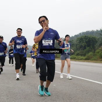 Runner Photo 7492361