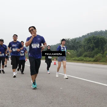 Runner Photo 7492370
