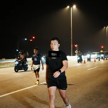 Runner Photo 7492387
