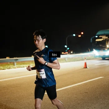Runner Photo 7492395