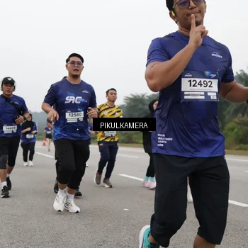 Runner Photo 7492400