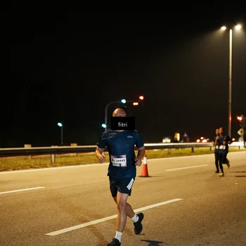 Runner Photo 7492409