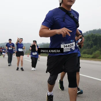 Runner Photo 7492417
