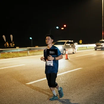 Runner Photo 7492424