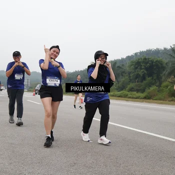 Runner Photo 7492443