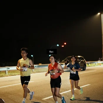 Runner Photo 7492453