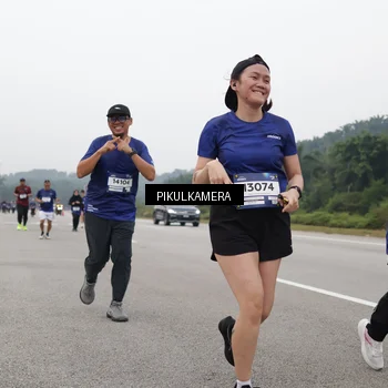 Runner Photo 7492459