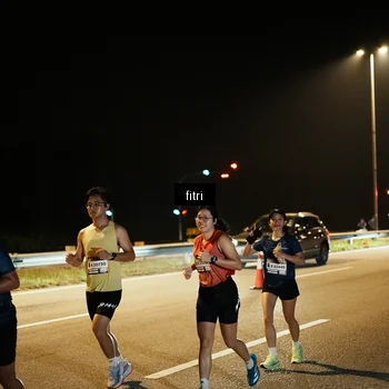 Runner Photo 7492500