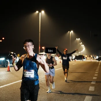 Runner Photo 7492507