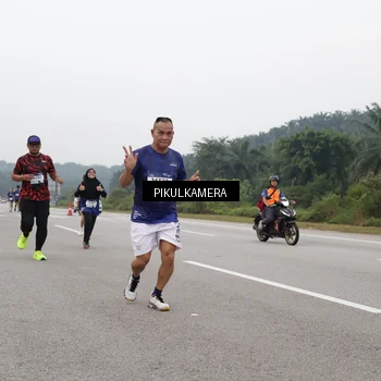 Runner Photo 7492508