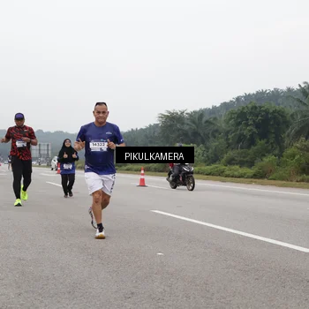 Runner Photo 7492517