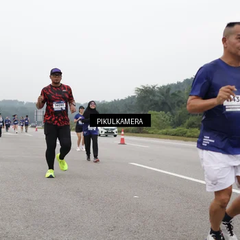 Runner Photo 7492521