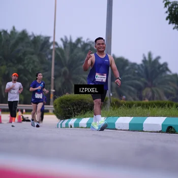 Runner Photo 7492572