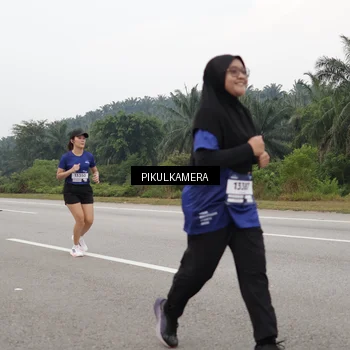 Runner Photo 7492573
