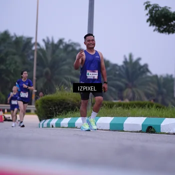 Runner Photo 7492608
