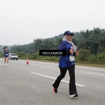 Runner Photo 7492610
