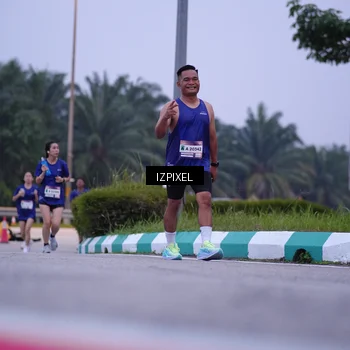Runner Photo 7492620