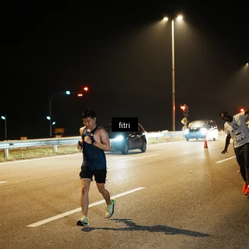 Runner Photo 7492640