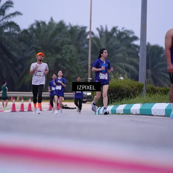 Runner Photo 7492644
