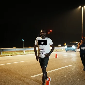 Runner Photo 7492645