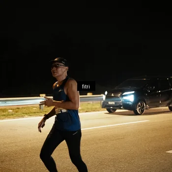 Runner Photo 7492654