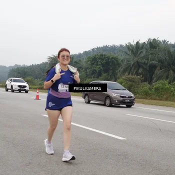Runner Photo 7492660