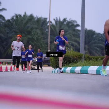 Runner Photo 7492671