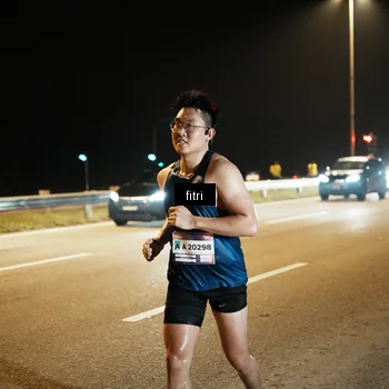 Runner Photo 7492672