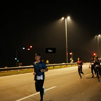 Runner Photo 7492678