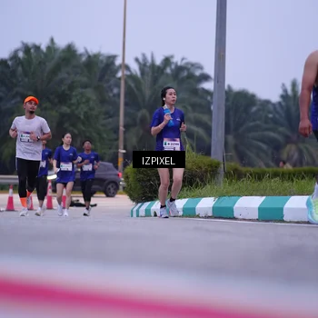 Runner Photo 7492695