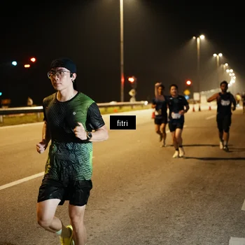 Runner Photo 7492699