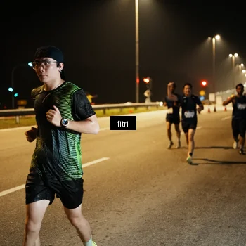 Runner Photo 7492702