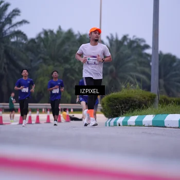 Runner Photo 7492741