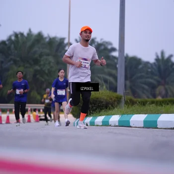Runner Photo 7492744