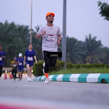 Runner Photo 7492748