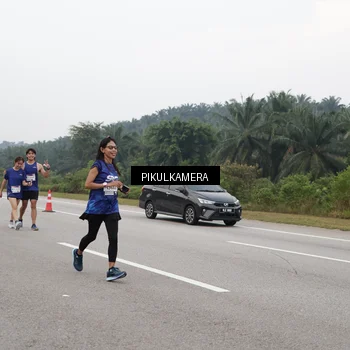 Runner Photo 7492777