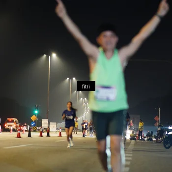 Runner Photo 7492816