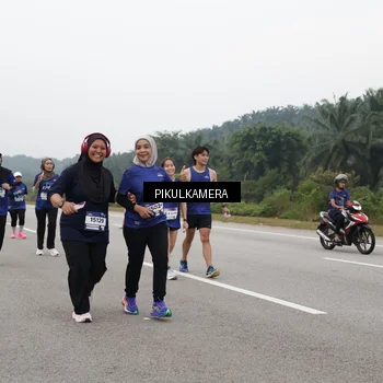 Runner Photo 7492840