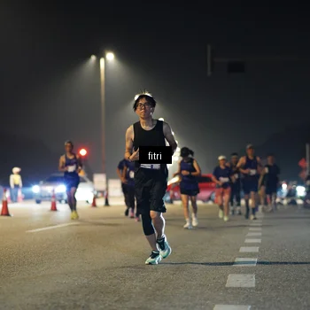 Runner Photo 7492841