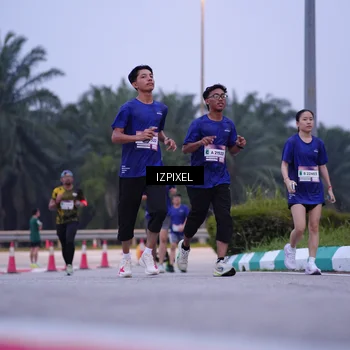 Runner Photo 7492849