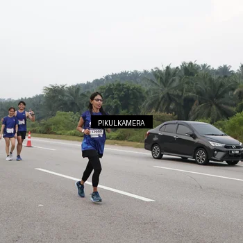 Runner Photo 7492851