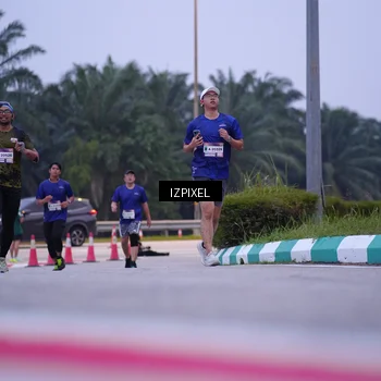 Runner Photo 7492893
