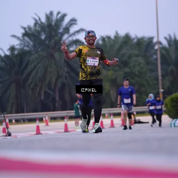 Runner Photo 7492915