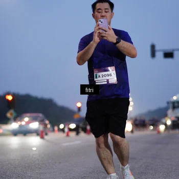 Runner Photo 7492930