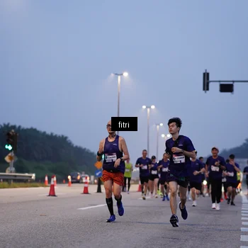 Runner Photo 7492932