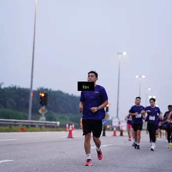 Runner Photo 7492939