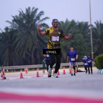 Runner Photo 7492944