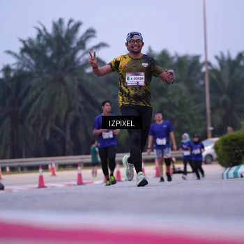 Runner Photo 7492971