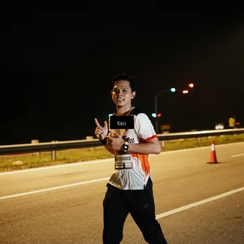 Runner Photo 7492978